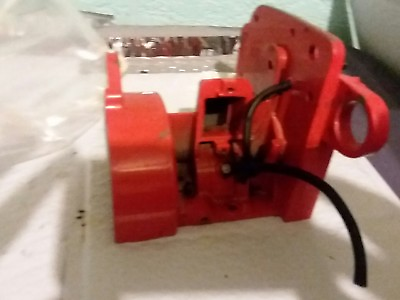 #ad Homelite 330 crankcase chainsaw part only bin 308 #1 $16.99