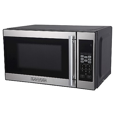 BLACKDECKER 0.7 cu ft 700W Microwave Oven Black EM720CPN P $54.99