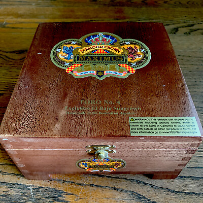#ad Excellent Diamond Crown Maximus Toro NO.4 Wood Cigar Empty Box 6.75”x7.”x3.5” $13.00