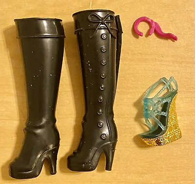 #ad 3 Pc Monster High Parts Lot Accessories Shoes Earring Resell Repair OOAK $13.40