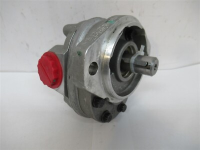 #ad Eaton 26002 RZC Series 26 Hydraulic Gear Pump $300.00