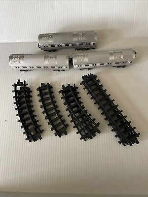#ad MTA New York City Subway train Set Missing Some Track Made By Daron $12.00