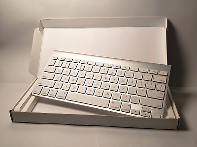 #ad Apple A1314 Wireless Computer Keyboard in Original Box $49.99