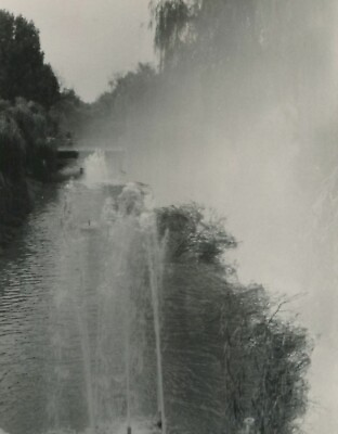 #ad 118 Water Geyser Fountain Abstract Surreal Scene VTG ORG PHOTO $16.19