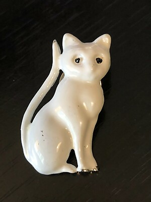 #ad Vintage Collectible White Cat Color Metal Pin Back Lapel Pin Hat Pin $9.00