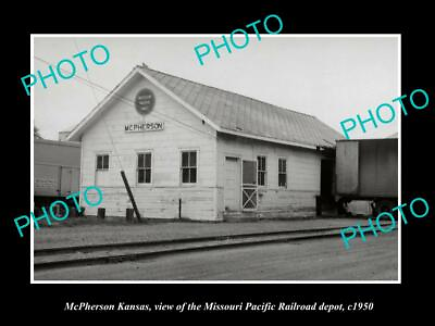 #ad POSTCARD SIZE PHOTO OF McPHERSON KANSAS MISSOURI PACIFIC RAILROAD DEPOT c1950 AU $7.00