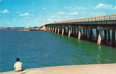 #ad Sarasota Florida Ringling Causeway Vintage Postcard $6.39