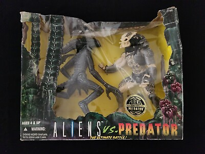 #ad VTG 1996 Kenner Aliens Vs. Predator quot;The Ultimate Battlequot; 10th Anniversary NIB $34.99